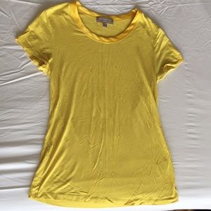Banana Republic yellow t-shirt size small